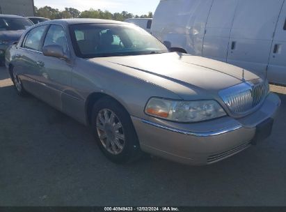 2008 LINCOLN TOWN CAR SIGNATURE LIMITED Beige  Flexible Fuel 2LNHM82V18X640760 photo #1