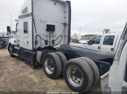 2020 KENWORTH T680 White  Diesel 1XKYDP9X5LJ312947 photo #4