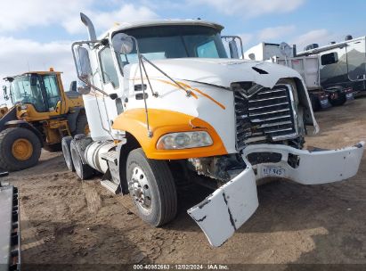 2012 MACK 600 CXU600 White  Diesel 1M1AW07Y6CM025917 photo #1