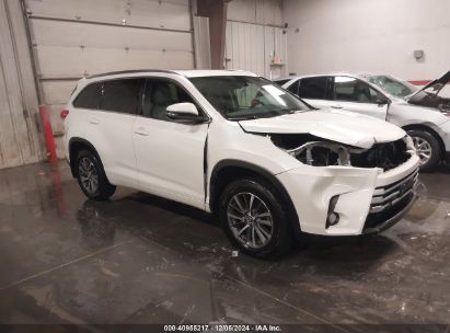 2017 TOYOTA HIGHLANDER XLE White  Gasoline 5TDJZRFH0HS473935 photo #1