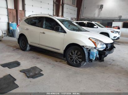 2014 NISSAN ROGUE SELECT S White  Gasoline JN8AS5MV9EW715336 photo #1