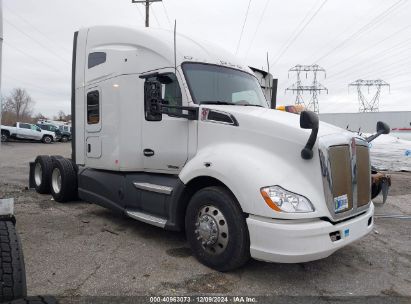 2016 KENWORTH T680 T680 White  Diesel 1XKYD49X5GJ491785 photo #1