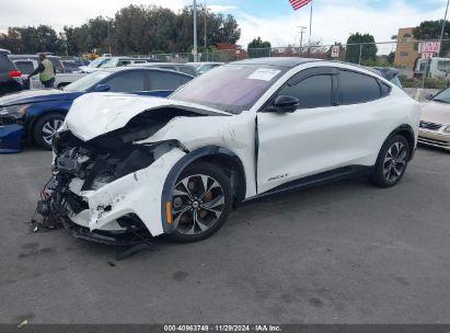 2021 FORD MUSTANG MACH-E PREMIUM White  Electric 3FMTK3R78MMA49776 photo #3