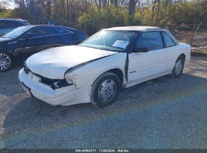 1992 OLDSMOBILE CUTLASS SUPREME White  Gasoline 1G3WT34T4ND386753 photo #3