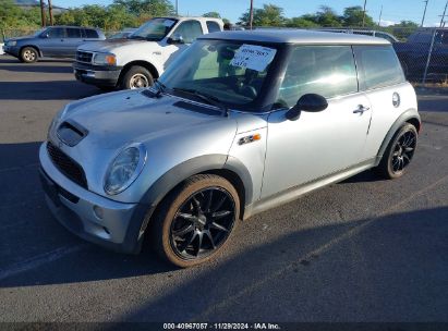 2003 MINI COOPER S Silver  Gasoline WMWRE33463TD69876 photo #3