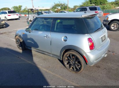 2003 MINI COOPER S Silver  Gasoline WMWRE33463TD69876 photo #4