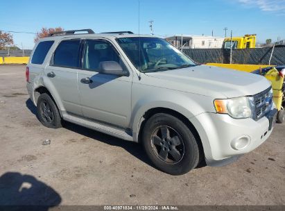 2009 FORD ESCAPE XLT Gray  Gasoline 1FMCU93G09KA38002 photo #1