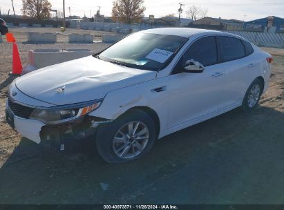 2018 KIA OPTIMA LX White  Gasoline 5XXGT4L38JG205486 photo #3