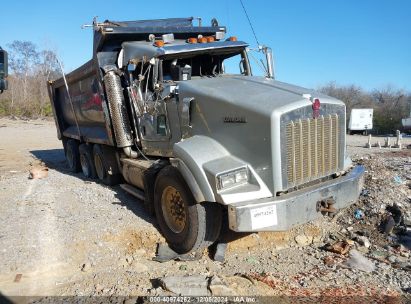 2006 KENWORTH T800 T800 Silver  Diesel 1NKDLU0X96J151630 photo #1