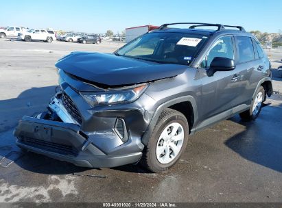 2019 TOYOTA RAV4 LE Gray  Gasoline JTMH1RFV8KD006857 photo #3