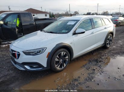 2018 BUICK REGAL TOURX ESSENCE White  Gasoline W04GV8SX7J1088477 photo #3