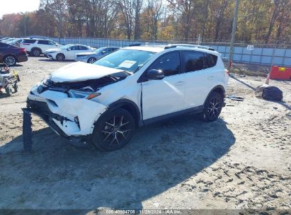 2018 TOYOTA RAV4 SE White  Gasoline JTMNFREV3JD121452 photo #3