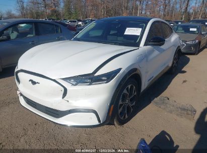 2022 FORD MUSTANG MACH-E PREMIUM White  Electric 3FMTK3SU1NMA37793 photo #3