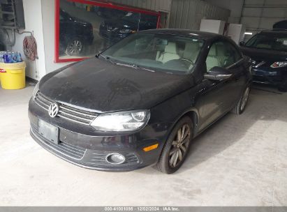 2013 VOLKSWAGEN EOS KOMFORT Black  Gasoline WVWBW8AH3DV002246 photo #3