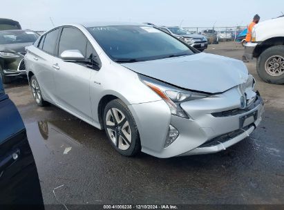 2016 TOYOTA PRIUS THREE TOURING Silver  Hybrid JTDKARFU5G3505254 photo #1