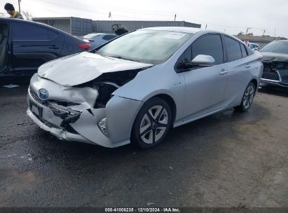 2016 TOYOTA PRIUS THREE TOURING Silver  Hybrid JTDKARFU5G3505254 photo #3