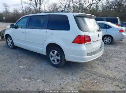 2011 VOLKSWAGEN ROUTAN SE White  Flexible Fuel 2V4RW3DG4BR806291 photo #4