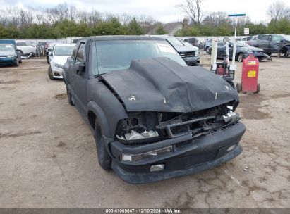 2003 CHEVROLET S-10 LS Black  Gasoline 1GCCS19XX38122979 photo #1