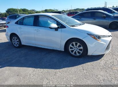 2021 TOYOTA COROLLA LE White  Gasoline 5YFEPMAE9MP256636 photo #1