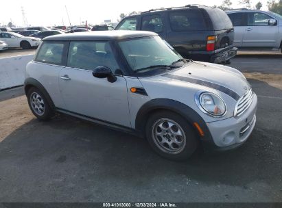 2013 MINI HARDTOP COOPER Silver  Gasoline WMWSU3C55DT690657 photo #1