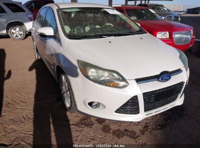 2013 FORD FOCUS TITANIUM White  Gasoline 1FADP3N20DL235422 photo #1