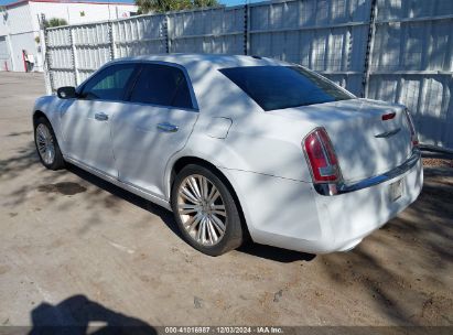 2011 CHRYSLER 300C White  Gasoline 2C3CA6CT5BH581095 photo #4