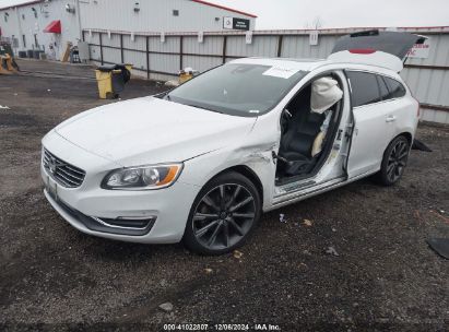 2015 VOLVO V60 T5 PREMIER White  Gasoline YV126MEB9F1192430 photo #3