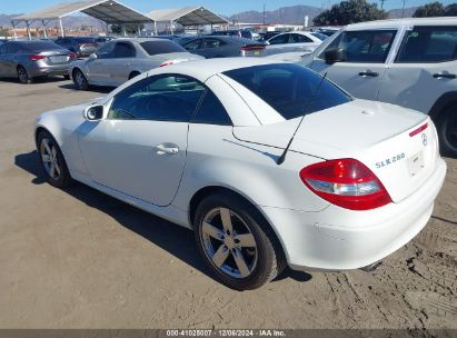 2008 MERCEDES-BENZ SLK 280 White  Gasoline WDBWK54F38F182851 photo #4