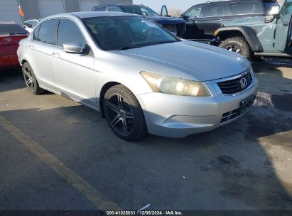 2009 HONDA ACCORD 2.4 LX Silver  Gasoline 1HGCP263X9A186368 photo #1