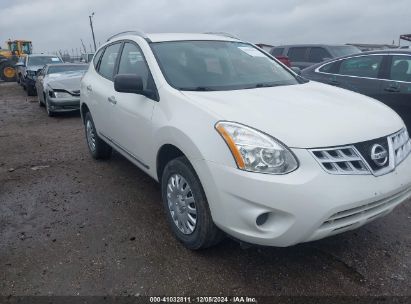 2014 NISSAN ROGUE SELECT S White  Gasoline JN8AS5MV7EW718221 photo #1