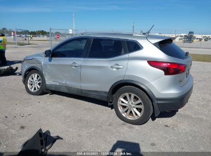 2017 NISSAN ROGUE SPORT SV Gray  Gasoline JN1BJ1CP8HW011084 photo #4