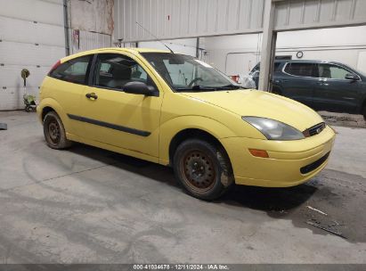 2004 FORD FOCUS ZX3 Yellow  Gasoline 3FAFP31344R104714 photo #1