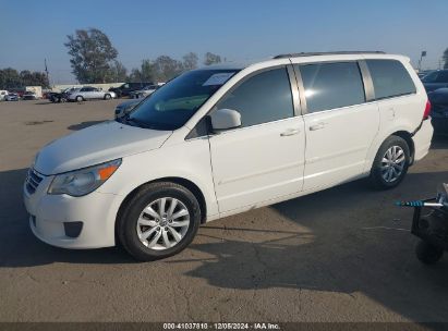 2012 VOLKSWAGEN ROUTAN SE White  Flexible Fuel 2C4RVABG4CR276510 photo #3