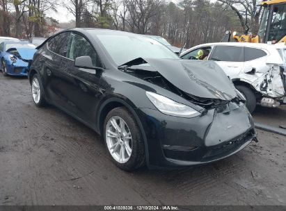 2022 TESLA MODEL Y LONG RANGE DUAL MOTOR ALL-WHEEL DRIVE Black  Electric 7SAYGDEE7NF392786 photo #1