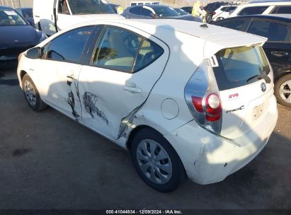 2014 TOYOTA PRIUS C ONE White  Hybrid JTDKDTB36E1574951 photo #4