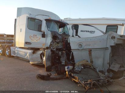 2016 PETERBILT 579 White  Diesel 1XPBD49X8GD355049 photo #3