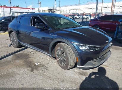 2024 KIA EV6 LIGHT LONG RANGE Gray  Electric KNDC3DLC4R5214538 photo #1