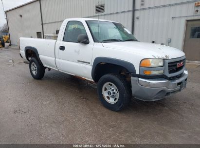 2007 GMC SIERRA 2500HD CLASSIC WORK TRUCK White  Gasoline 1GTHC24U77E120345 photo #1