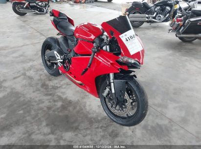 2017 DUCATI SUPERBIKE 959 PANIGALE Red  Gasoline ZDM14B1W4HB006007 photo #1