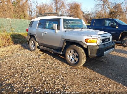 2007 TOYOTA FJ CRUISER Silver  Gasoline JTEBU11F470003043 photo #1