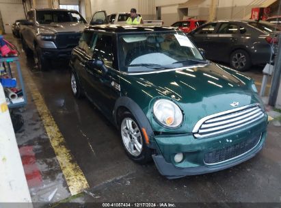 2011 MINI COOPER Green  Gasoline WMWSU3C51BTX96357 photo #1