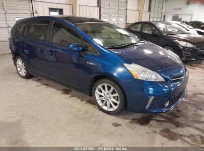 2014 TOYOTA PRIUS V Blue  Hybrid JTDZN3EU9EJ011571 photo #1