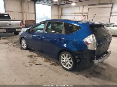 2014 TOYOTA PRIUS V Blue  Hybrid JTDZN3EU9EJ011571 photo #4