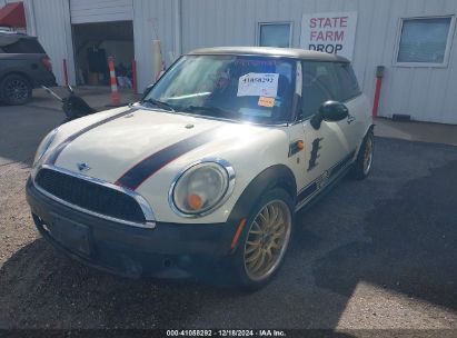 2011 MINI COOPER Beige  Gasoline WMWSU3C5XBT098930 photo #3