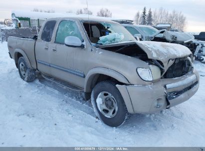 2003 TOYOTA TUNDRA SR5 V8 Gold  Gasoline 5TBBT44133S401451 photo #1