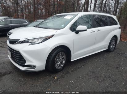 2023 TOYOTA SIENNA XLE White  Hybrid 5TDYRKEC7PS160987 photo #3