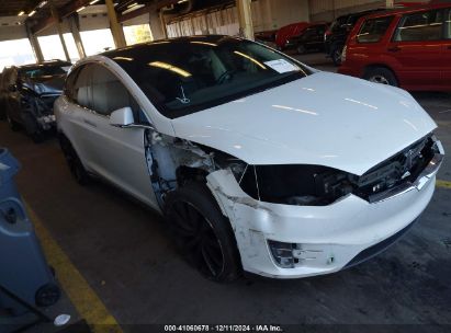 2016 TESLA MODEL X 75D/P100D/P90D White  Electric 5YJXCBE40GF000685 photo #1