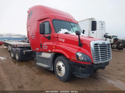 2018 FREIGHTLINER CASCADIA 125 Red  Diesel 1FUJGLDR7JLJH7966 photo #1