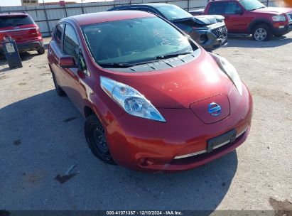 2015 NISSAN LEAF S Maroon  Electric 1N4AZ0CP8FC313684 photo #1