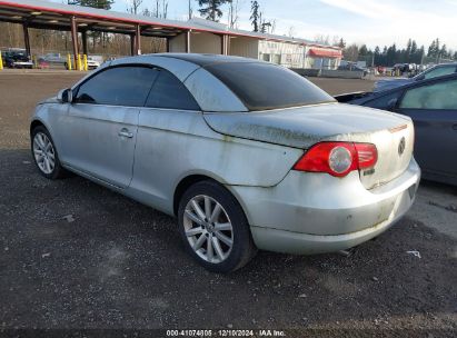 2007 VOLKSWAGEN EOS 2.0T Silver  Gasoline WVWFA71F67V047369 photo #4